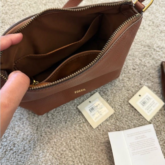 Fossil Tan Leather Crossbody and Wristlet Set - Picture 2 of 3